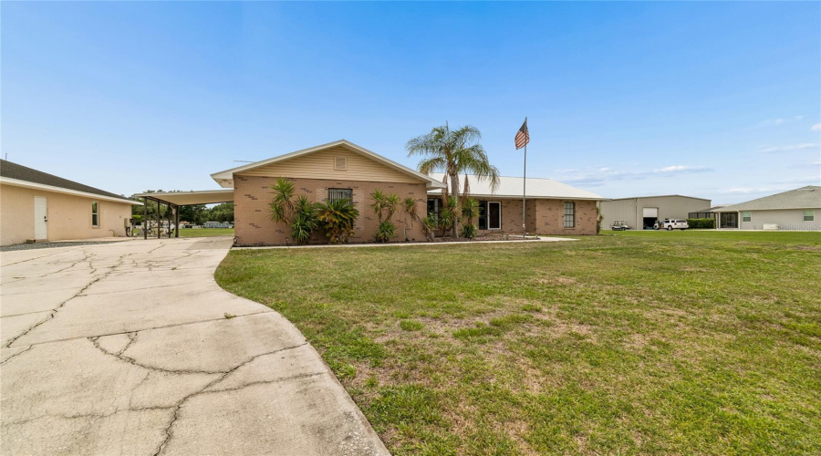 Mulberry, Florida 33860, 4 Bedroom Bedrooms, ,2 Bathroombathrooms,Residential,For Sale,Southwind,0,Mfrw7886535
