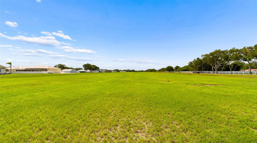 Mulberry, Florida 33860, 4 Bedroom Bedrooms, ,2 Bathroombathrooms,Residential,For Sale,Southwind,0,Mfrw7886535