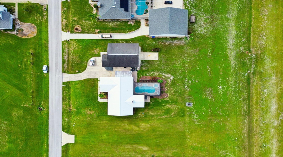 Mulberry, Florida 33860, 4 Bedroom Bedrooms, ,2 Bathroombathrooms,Residential,For Sale,Southwind,0,Mfrw7886535