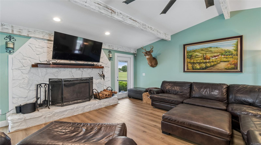 Mulberry, Florida 33860, 4 Bedroom Bedrooms, ,2 Bathroombathrooms,Residential,For Sale,Southwind,0,Mfrw7886535