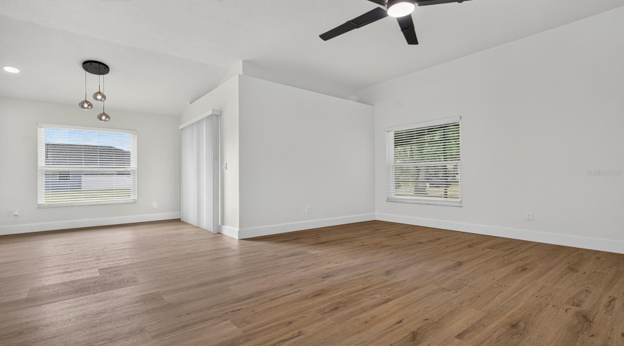Tampa, Florida 33615, 3 Bedroom Bedrooms, ,2 Bathroombathrooms,Residential,For Sale,Marbella Creek,0,Mfrtb8541416