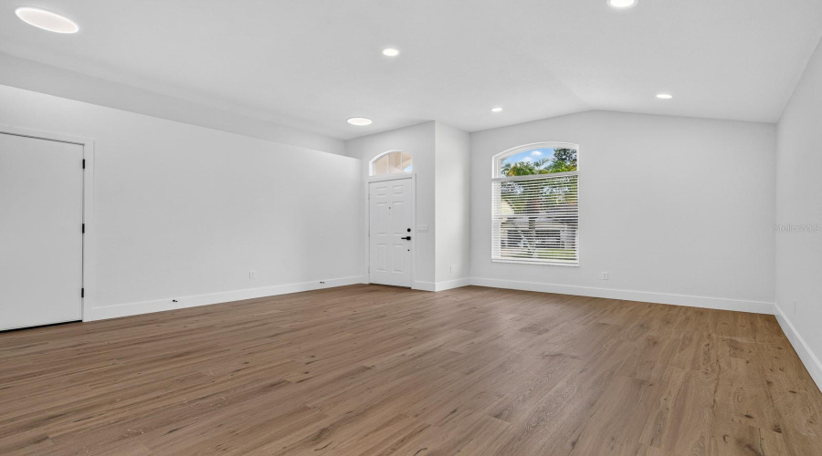 Tampa, Florida 33615, 3 Bedroom Bedrooms, ,2 Bathroombathrooms,Residential,For Sale,Marbella Creek,0,Mfrtb8541416