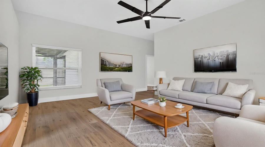 Tampa, Florida 33615, 3 Bedroom Bedrooms, ,2 Bathroombathrooms,Residential,For Sale,Marbella Creek,0,Mfrtb8541416