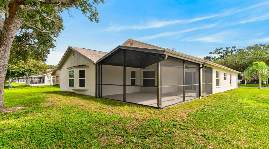Tampa, Florida 33615, 3 Bedroom Bedrooms, ,2 Bathroombathrooms,Residential,For Sale,Marbella Creek,0,Mfrtb8541416