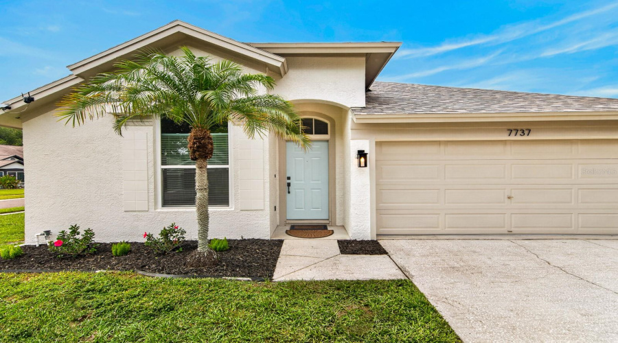 Tampa, Florida 33615, 3 Bedroom Bedrooms, ,2 Bathroombathrooms,Residential,For Sale,Marbella Creek,0,Mfrtb8541416