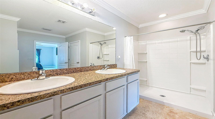 Spring Hill, Florida 34609, 5 Bedroom Bedrooms, ,2 Bathroombathrooms,Residential,For Sale,Hartford Heights,0,Mfrtb8517441