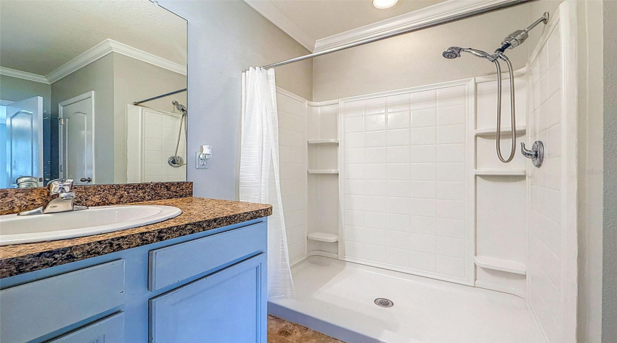 Spring Hill, Florida 34609, 5 Bedroom Bedrooms, ,2 Bathroombathrooms,Residential,For Sale,Hartford Heights,0,Mfrtb8517441