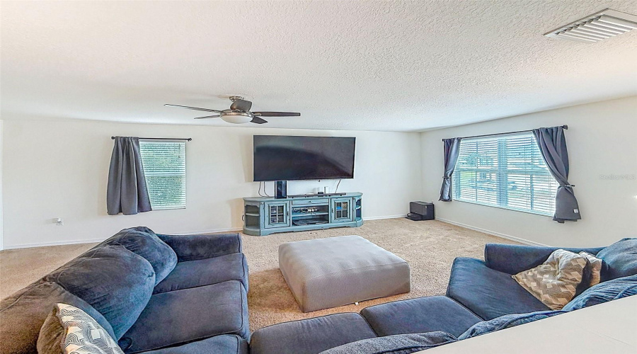 Spring Hill, Florida 34609, 5 Bedroom Bedrooms, ,2 Bathroombathrooms,Residential,For Sale,Hartford Heights,0,Mfrtb8517441