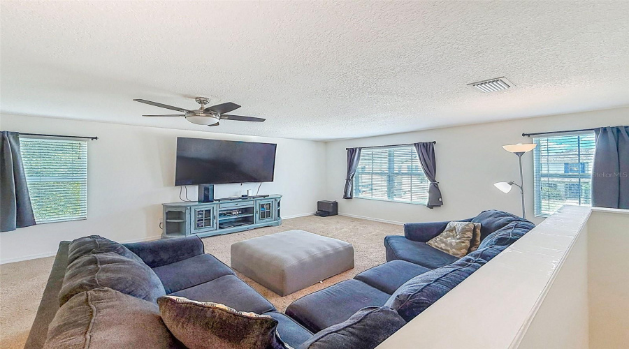 Spring Hill, Florida 34609, 5 Bedroom Bedrooms, ,2 Bathroombathrooms,Residential,For Sale,Hartford Heights,0,Mfrtb8517441