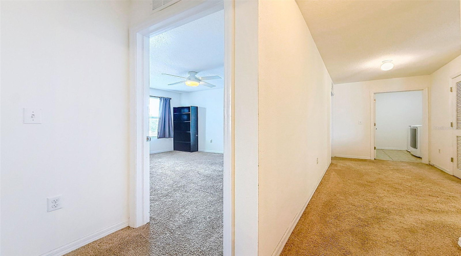 Spring Hill, Florida 34609, 5 Bedroom Bedrooms, ,2 Bathroombathrooms,Residential,For Sale,Hartford Heights,0,Mfrtb8517441