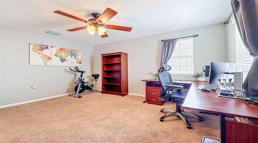 Spring Hill, Florida 34609, 5 Bedroom Bedrooms, ,2 Bathroombathrooms,Residential,For Sale,Hartford Heights,0,Mfrtb8517441