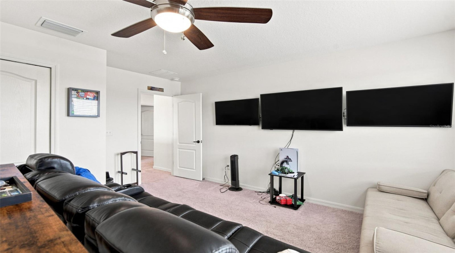 Land O Lakes, Florida 34638, 4 Bedroom Bedrooms, ,2 Bathroombathrooms,Residential,For Sale,Burning Opal,0,Mfrtb8537283