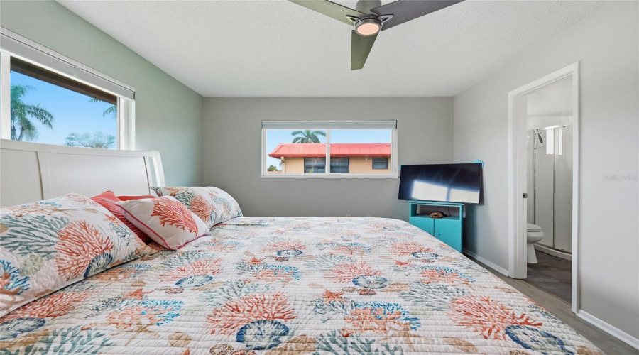 Bradenton, Florida 34210, 3 Bedroom Bedrooms, ,2 Bathroombathrooms,Residential,For Sale,Catalina,0,Mfra4702214