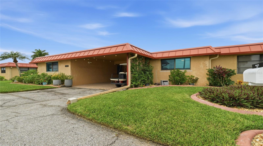 Bradenton, Florida 34210, 3 Bedroom Bedrooms, ,2 Bathroombathrooms,Residential,For Sale,Catalina,0,Mfra4702214