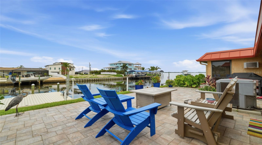 Bradenton, Florida 34210, 3 Bedroom Bedrooms, ,2 Bathroombathrooms,Residential,For Sale,Catalina,0,Mfra4702214