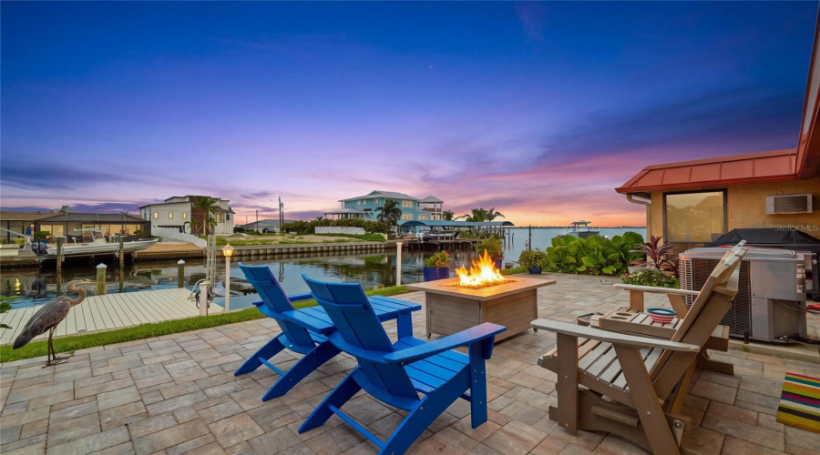 Bradenton, Florida 34210, 3 Bedroom Bedrooms, ,2 Bathroombathrooms,Residential,For Sale,Catalina,0,Mfra4702214