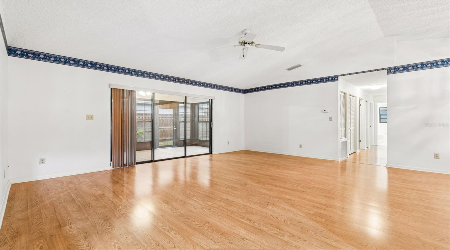 Riverview, Florida 33569, 3 Bedroom Bedrooms, ,2 Bathroombathrooms,Residential,For Sale,Maybrook,0,Mfrtb8535327