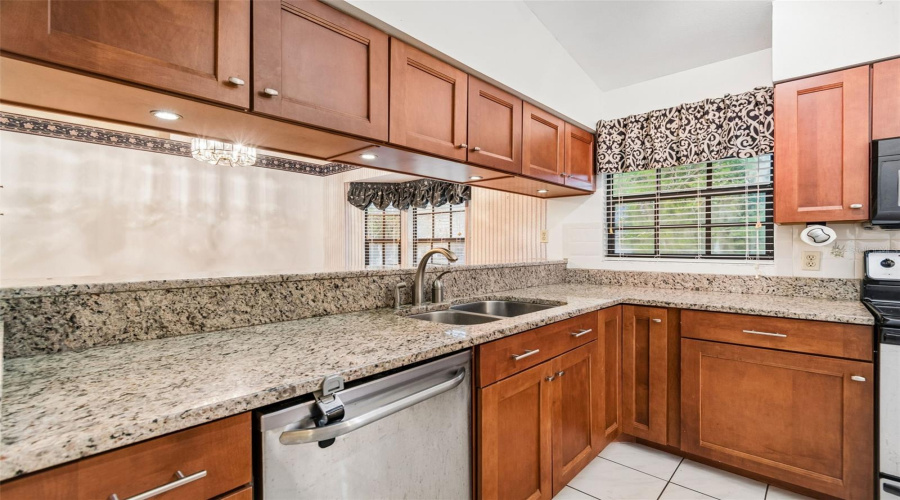 Riverview, Florida 33569, 3 Bedroom Bedrooms, ,2 Bathroombathrooms,Residential,For Sale,Maybrook,0,Mfrtb8535327
