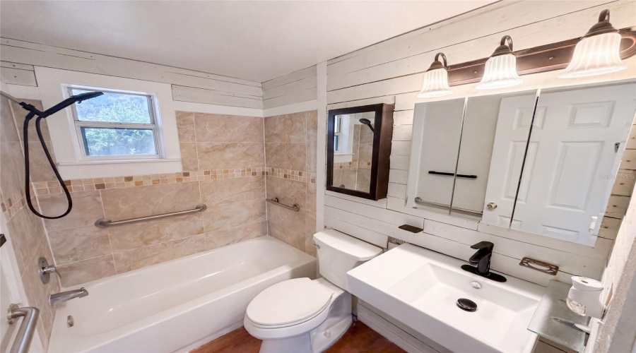 Holiday, Florida 34690, 2 Bedroom Bedrooms, ,1 Bathroombathrooms,Residential,For Sale,Trafford,0,Mfro6436638