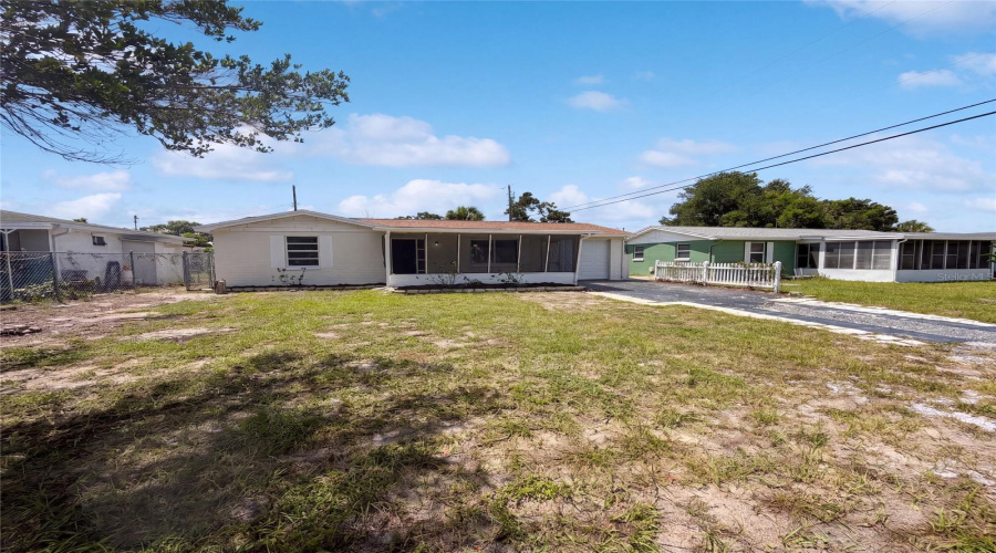 Holiday, Florida 34690, 2 Bedroom Bedrooms, ,1 Bathroombathrooms,Residential,For Sale,Trafford,0,Mfro6436638