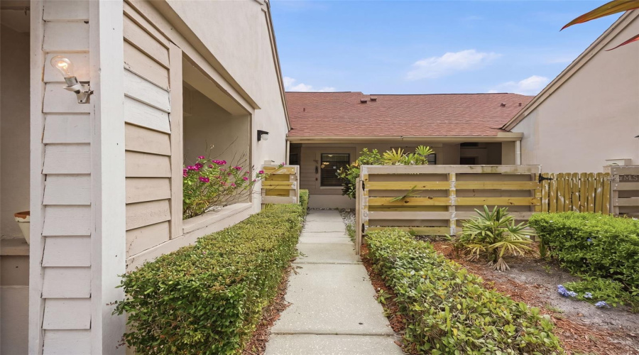 Palm Harbor, Florida 34684, 2 Bedroom Bedrooms, ,2 Bathroombathrooms,Residential,For Sale,Imperial Ridge,0,Mfrtb8518578