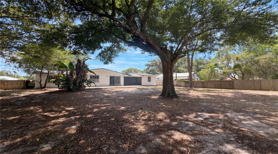 Fort Meade, Florida 33841, 3 Bedroom Bedrooms, ,2 Bathroombathrooms,Residential,For Sale,4Th,0,Mfro6407240