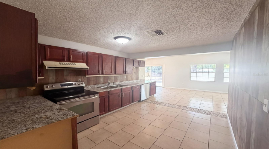 Fort Meade, Florida 33841, 3 Bedroom Bedrooms, ,2 Bathroombathrooms,Residential,For Sale,4Th,0,Mfro6407240