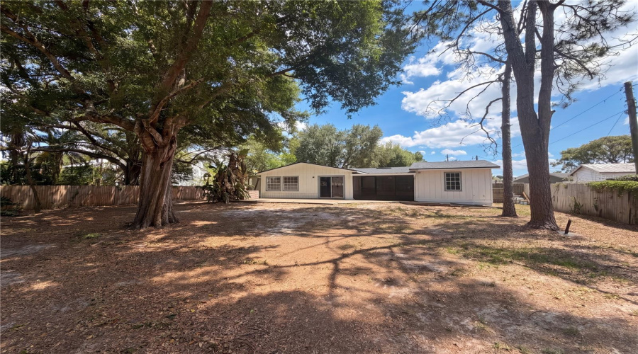 Fort Meade, Florida 33841, 3 Bedroom Bedrooms, ,2 Bathroombathrooms,Residential,For Sale,4Th,0,Mfro6407240