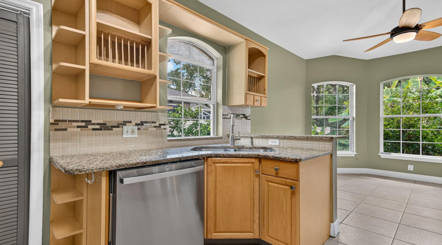Valrico, Florida 33596, 4 Bedroom Bedrooms, ,2 Bathroombathrooms,Residential,For Sale,River Crossing,0,Mfrtb8541785