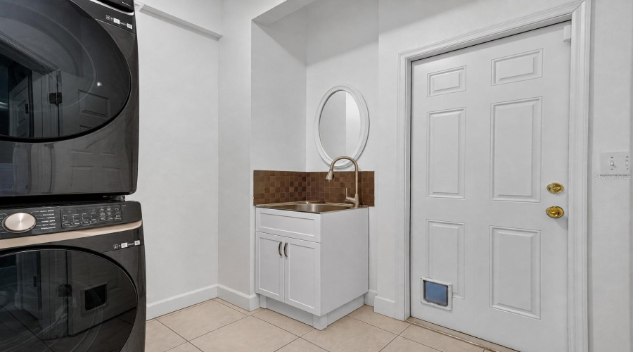 Valrico, Florida 33596, 4 Bedroom Bedrooms, ,2 Bathroombathrooms,Residential,For Sale,River Crossing,0,Mfrtb8541785