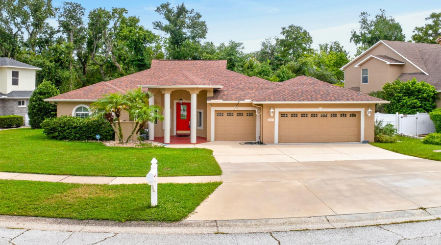 Valrico, Florida 33596, 4 Bedroom Bedrooms, ,2 Bathroombathrooms,Residential,For Sale,River Crossing,0,Mfrtb8541785