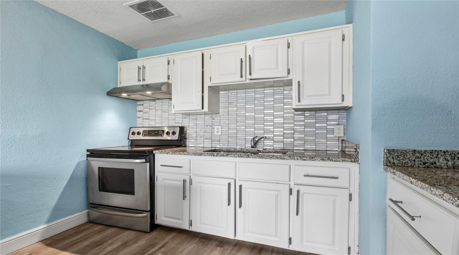 Orlando, Florida 32819, 3 Bedroom Bedrooms, ,2 Bathroombathrooms,Residential,For Sale,Shoshone,0,Mfro6436436
