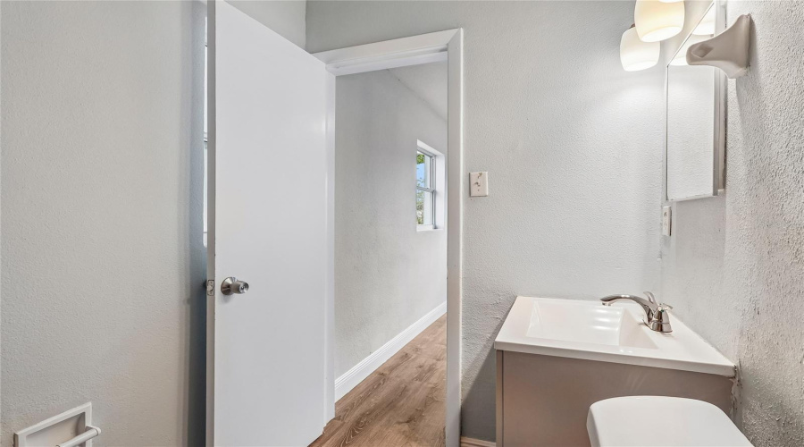 Orlando, Florida 32819, 3 Bedroom Bedrooms, ,2 Bathroombathrooms,Residential,For Sale,Shoshone,0,Mfro6436436