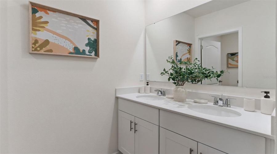 Kissimmee, Florida 34744, 5 Bedroom Bedrooms, ,3 Bathroombathrooms,Residential,For Sale,Beechmont,0,Mfro6426653