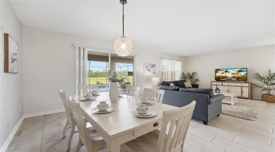 Kissimmee, Florida 34746, 8 Bedroom Bedrooms, ,5 Bathroombathrooms,Residential,For Sale,Stanza,0,Mfro6435877