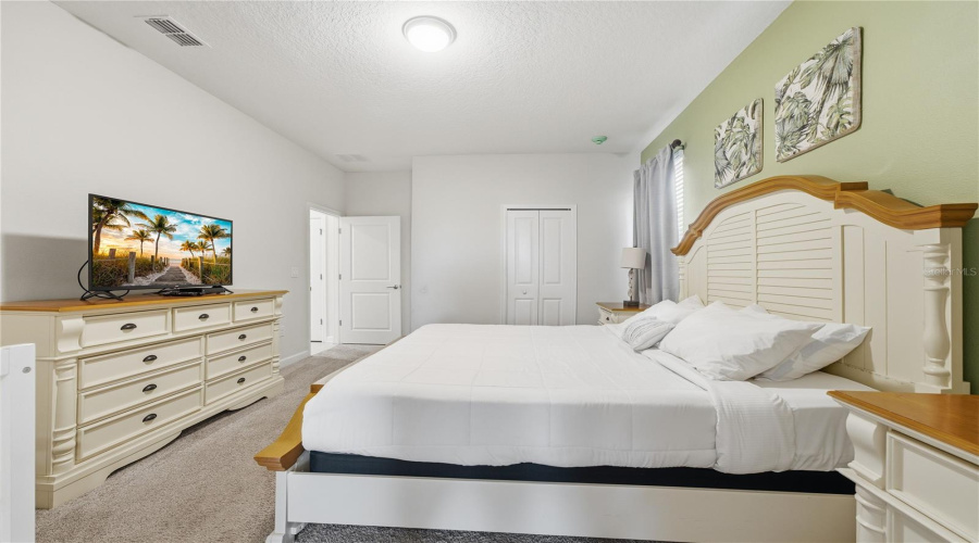 Kissimmee, Florida 34746, 8 Bedroom Bedrooms, ,5 Bathroombathrooms,Residential,For Sale,Stanza,0,Mfro6435877
