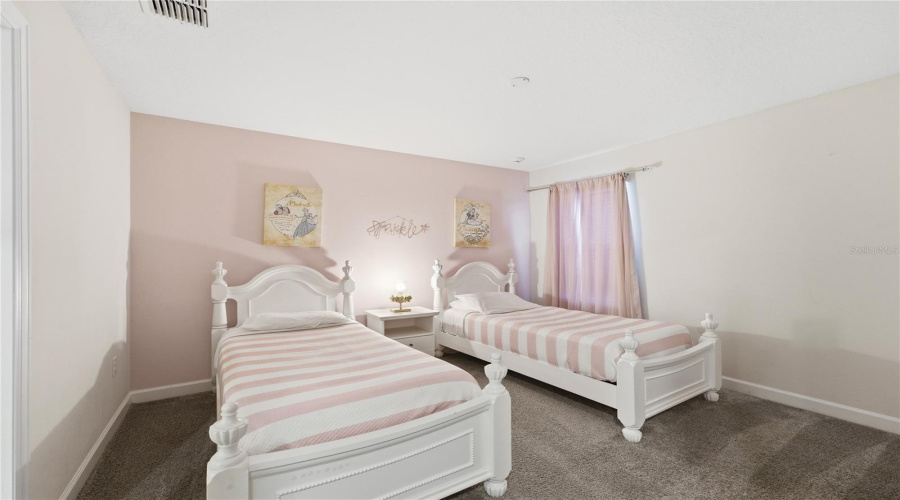 Kissimmee, Florida 34746, 8 Bedroom Bedrooms, ,5 Bathroombathrooms,Residential,For Sale,Stanza,0,Mfro6435877