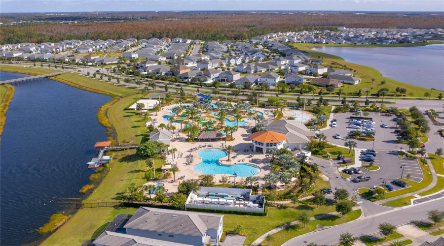 Kissimmee, Florida 34746, 8 Bedroom Bedrooms, ,5 Bathroombathrooms,Residential,For Sale,Stanza,0,Mfro6435877