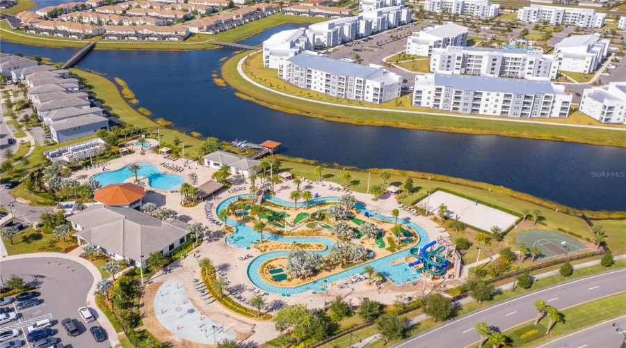 Kissimmee, Florida 34746, 8 Bedroom Bedrooms, ,5 Bathroombathrooms,Residential,For Sale,Stanza,0,Mfro6435877