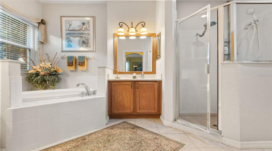 Winter Garden, Florida 34787, 3 Bedroom Bedrooms, ,2 Bathroombathrooms,Residential,For Sale,Lake Amberleigh,0,Mfro6436549