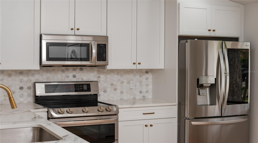 Orlando, Florida 32807, 2 Bedroom Bedrooms, ,2 Bathroombathrooms,Residential,For Sale,Timber River,0,Mfro6436745