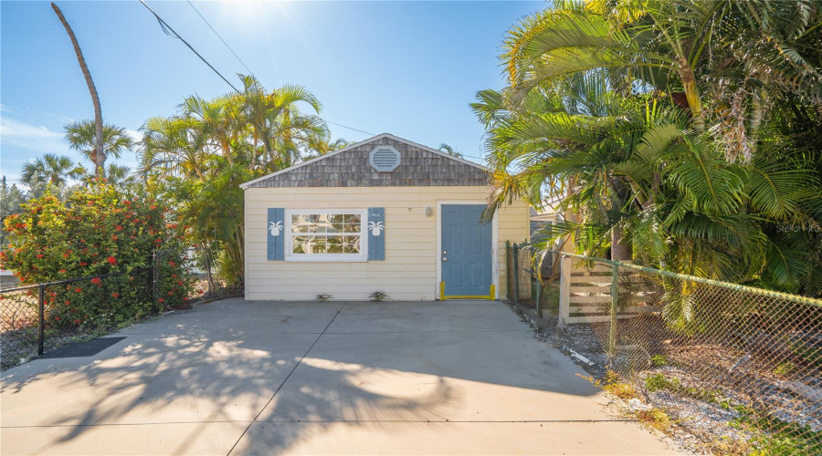 St Pete Beach, Florida 33706, 4 Bedroom Bedrooms, ,3 Bathroombathrooms,Residential,For Sale,78Th,0,Mfrtb8542160
