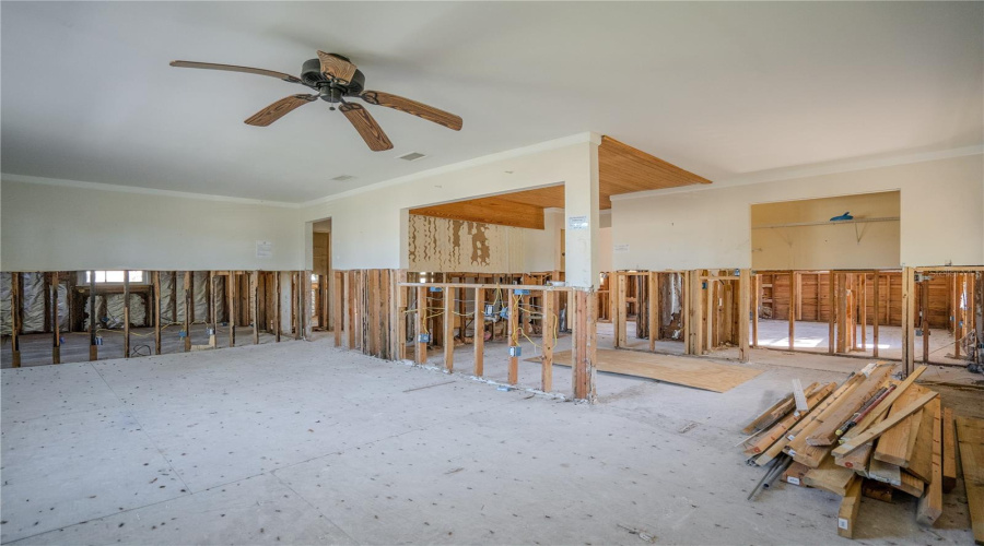 St Pete Beach, Florida 33706, 4 Bedroom Bedrooms, ,3 Bathroombathrooms,Residential,For Sale,78Th,0,Mfrtb8542160