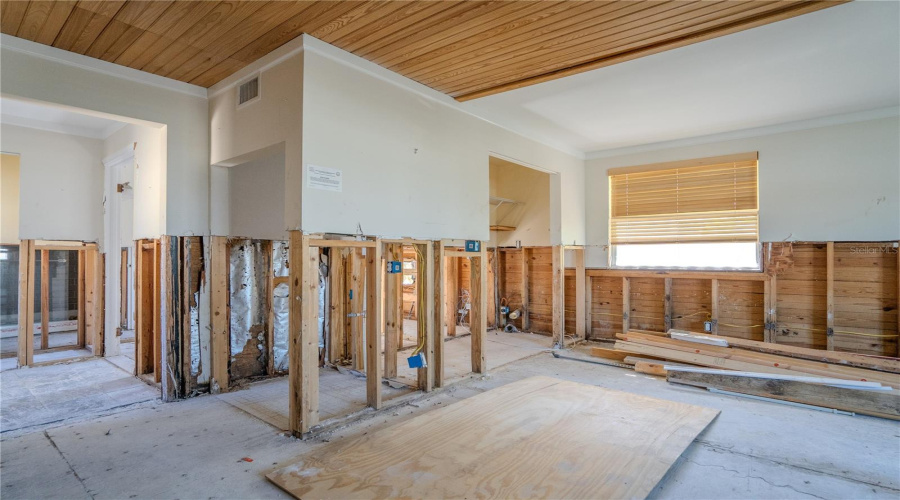 St Pete Beach, Florida 33706, 4 Bedroom Bedrooms, ,3 Bathroombathrooms,Residential,For Sale,78Th,0,Mfrtb8542160