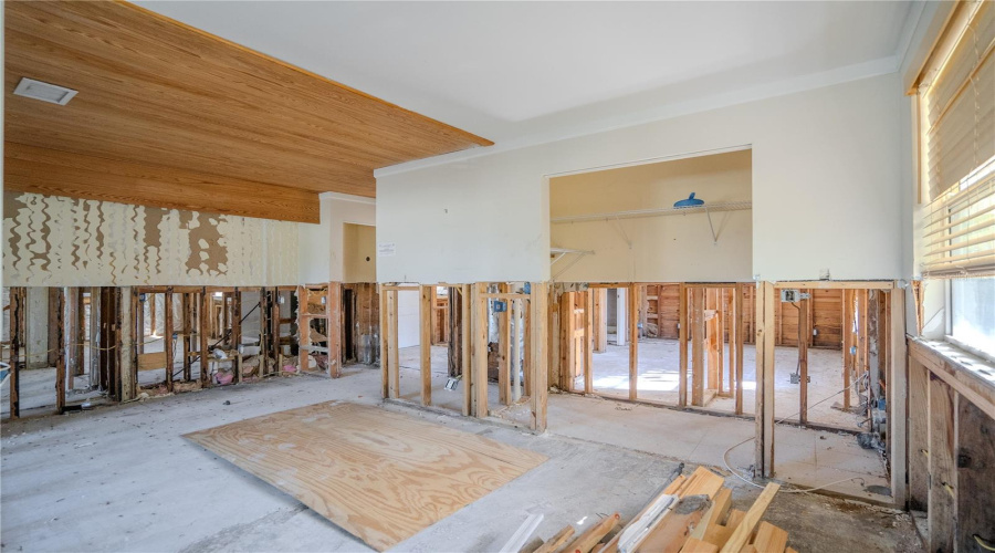 St Pete Beach, Florida 33706, 4 Bedroom Bedrooms, ,3 Bathroombathrooms,Residential,For Sale,78Th,0,Mfrtb8542160
