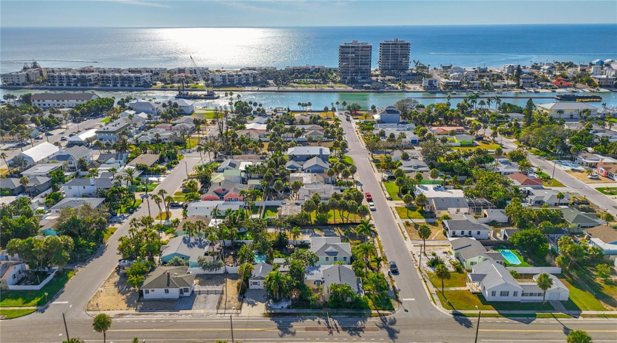 St Pete Beach, Florida 33706, 4 Bedroom Bedrooms, ,3 Bathroombathrooms,Residential,For Sale,78Th,0,Mfrtb8542160