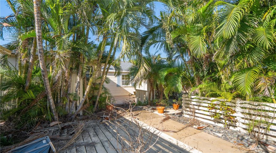 St Pete Beach, Florida 33706, 4 Bedroom Bedrooms, ,3 Bathroombathrooms,Residential,For Sale,78Th,0,Mfrtb8542160