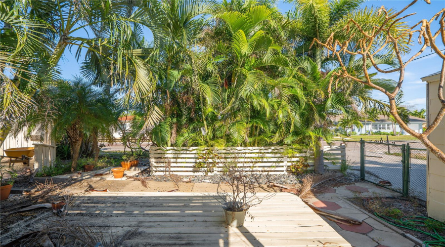St Pete Beach, Florida 33706, 4 Bedroom Bedrooms, ,3 Bathroombathrooms,Residential,For Sale,78Th,0,Mfrtb8542160