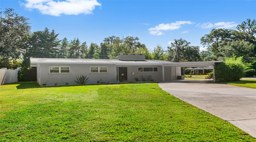 Lakeland, Florida 33803, 3 Bedroom Bedrooms, ,2 Bathroombathrooms,Residential,For Sale,Easton,0,Mfrtb8540579