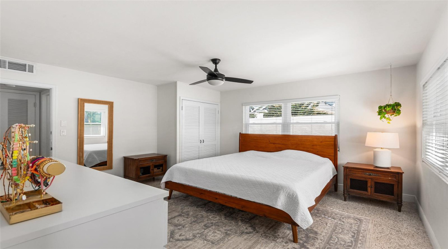 Lakeland, Florida 33803, 3 Bedroom Bedrooms, ,2 Bathroombathrooms,Residential,For Sale,Easton,0,Mfrtb8540579
